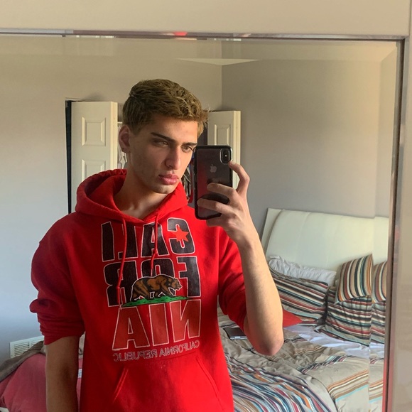 Meet your Posher, Aun - Picture 1 of 1